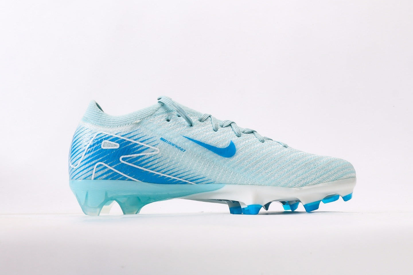 נעלי כדורגל לגברים Nike Mercurial Vapor 16 Elite