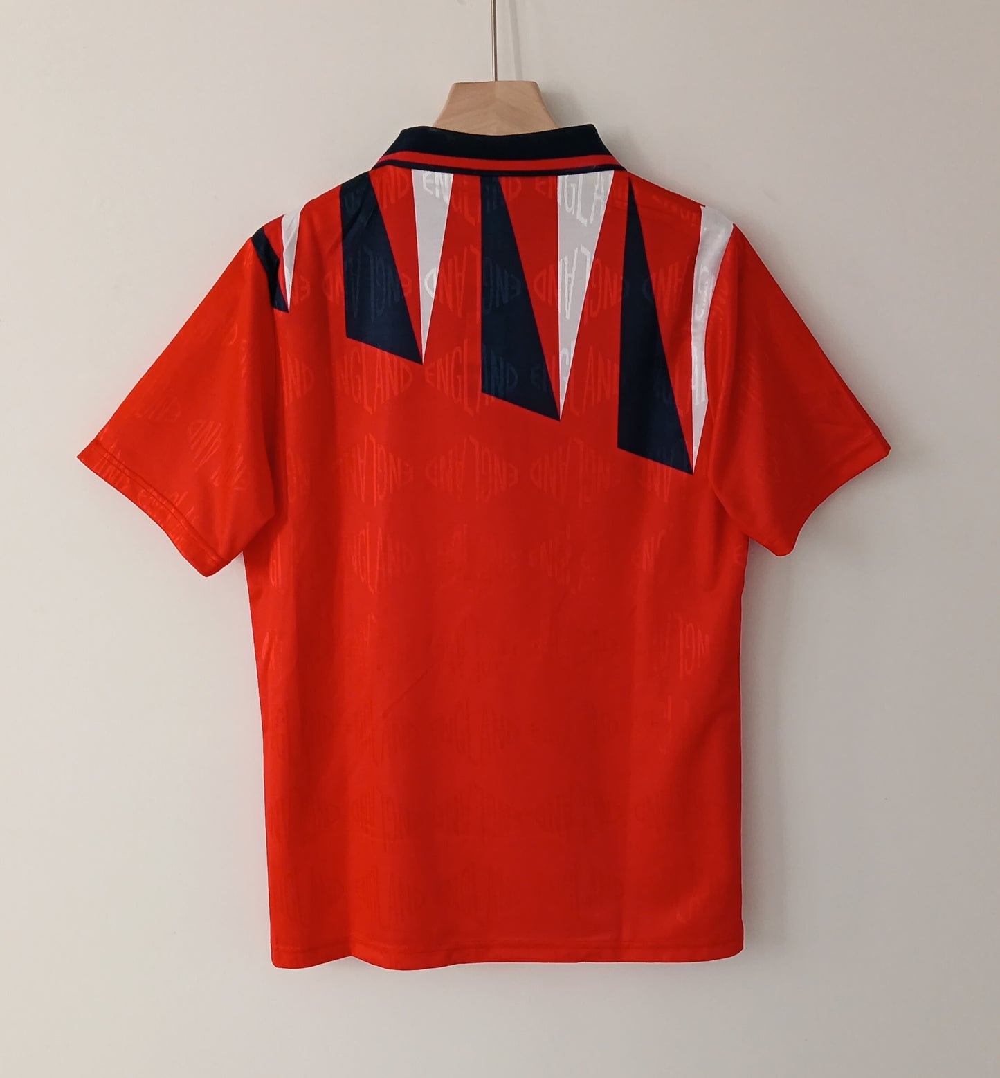חולצת רטרו נבחרת אנגליה חוץ עונת 1992