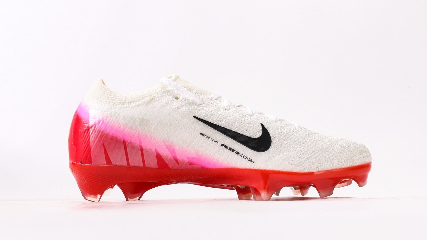 נעלי כדורגל לגברים Nike Phantom 6 Elite לבן אדום